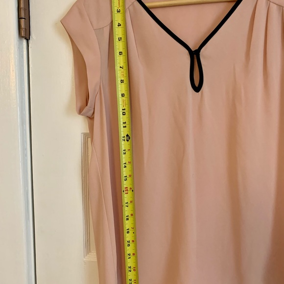 🌸 3 for $15 🌸 DR2 Daniel Rainn Blouse w/ Keyhole Collar - Picture 4 of 6